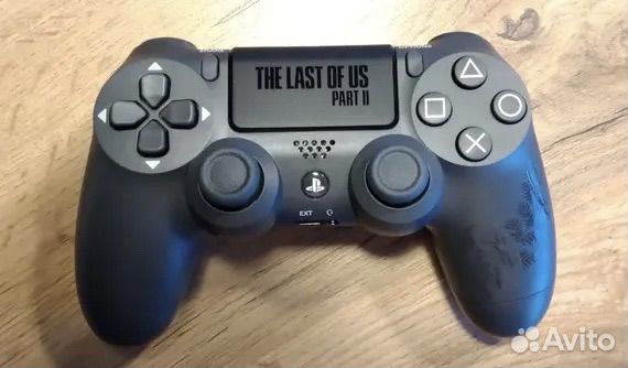 Sony PS4 pro лимитированная (the last of us2)