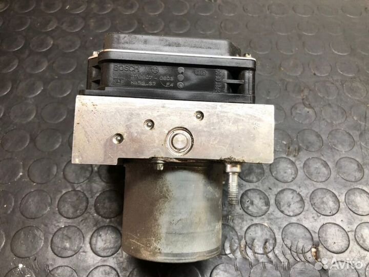 Блок ABS (насос) Land Rover Discovery 3