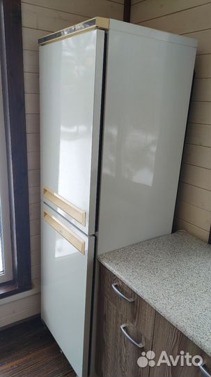 Холодильник Stinol