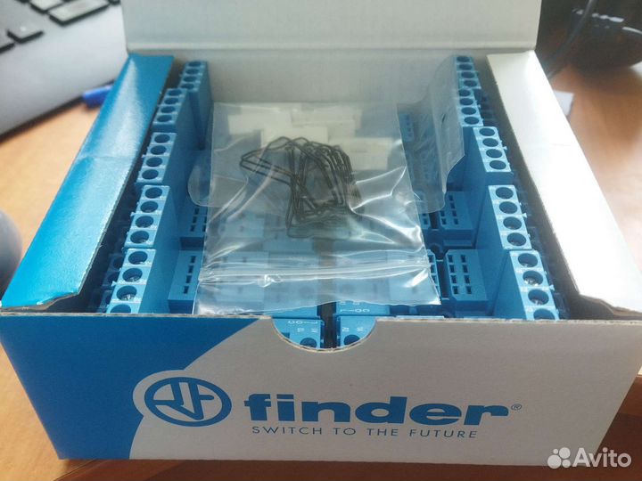 94049SMA Finder розетка под реле 5534