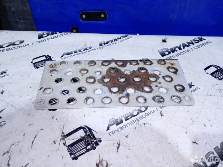 Подножка Mercedes-Benz Axor 2533 OM 926 LA/5 2012