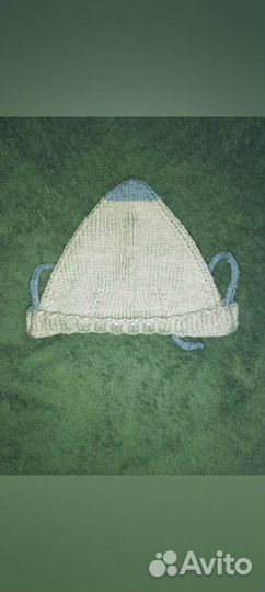 Вязаная шапка для малыша