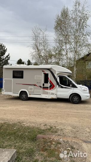 Полуинтегрированный CHALLENGER Graphite Edition 288, 2019