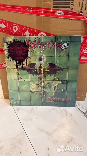 LP Motley crue для Михаила