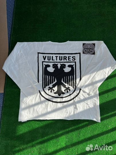 Лонгслив Vultures