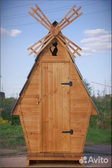 Уличный туалет деревянный BLU783