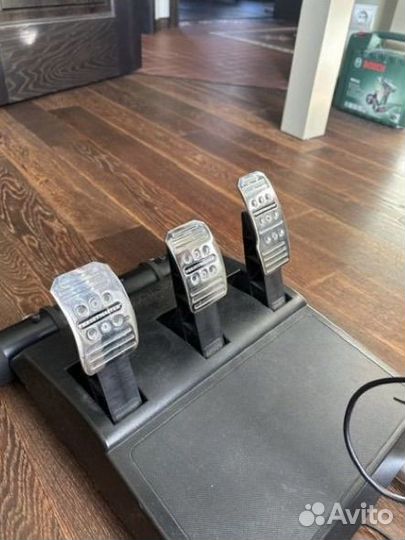 Игровой руль Thrustmaster tmx pro с подставкой