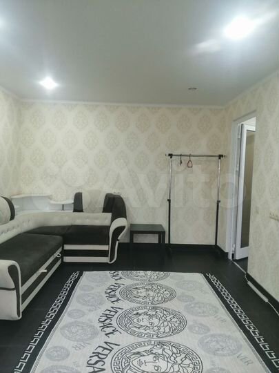 Комната 38 м² в 1-к., 1/10 эт.