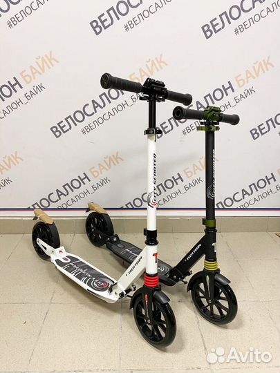 Самокат для детей и взрослых 100 кг нагрузка