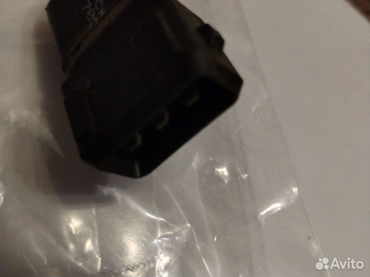 4295389М4 датчик