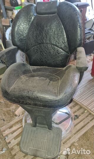 Парикмахерское кресло бу