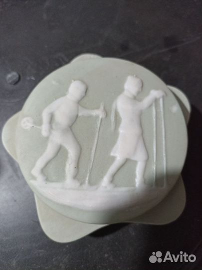 Фарфоровая посуда