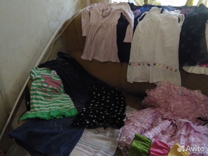 Детские платья для девочек 112-116см (пакетом)