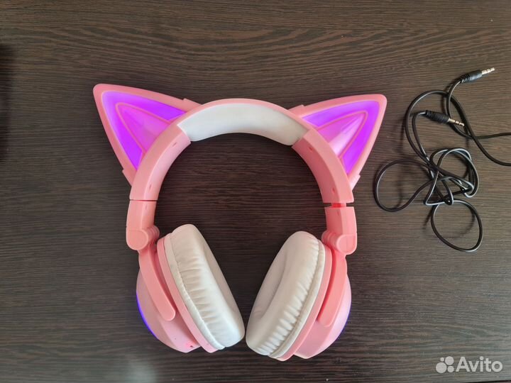 Bluetooth наушники Qumo Party Cat Mini новые
