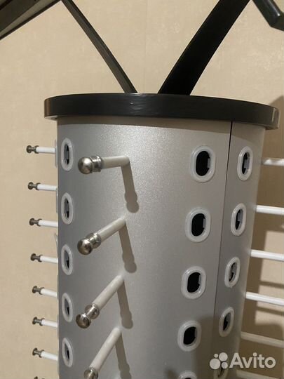 Стойка для очков