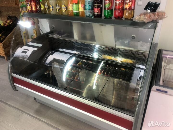 Холодильники и холодильные витрины