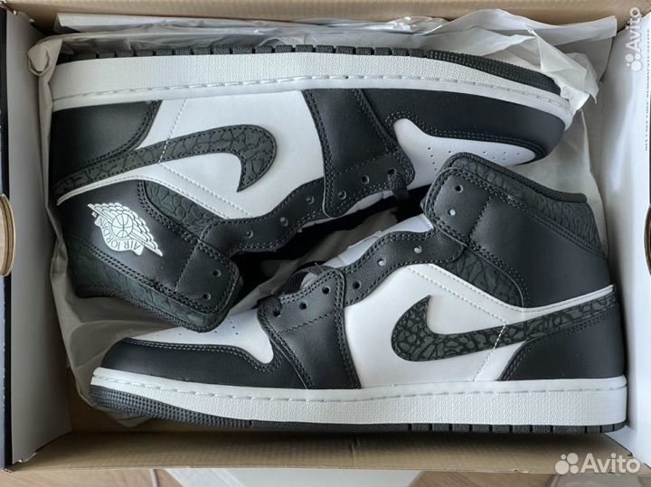 Nike Air Jordan 1, nike P6000 PRM