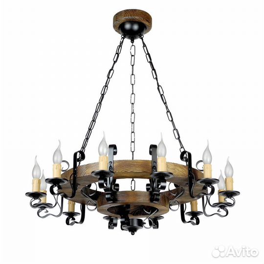 Деревянная люстра-колесо с элементами ковки