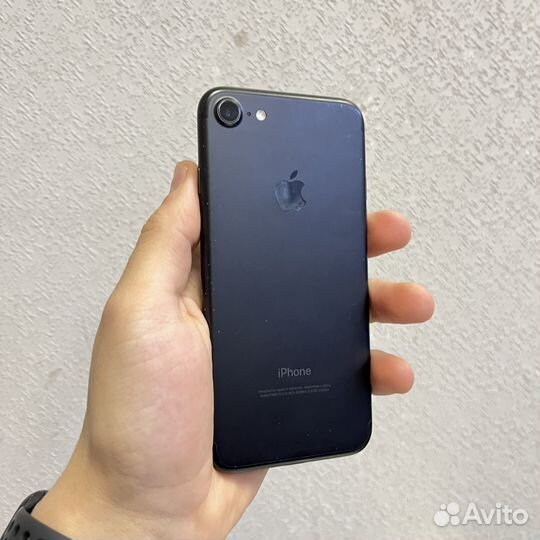 iPhone 7, 32 ГБ