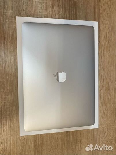 Apple MacBook Pro 13 2020 i5 512gb16
