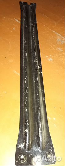 Усилитель задней панели Renault Logan