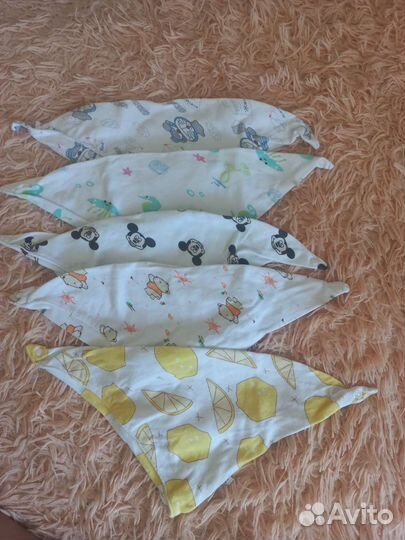 Слюнявчик нагрудник