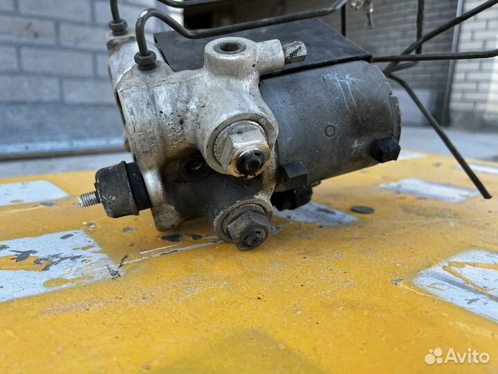 Блок abs bmw e34