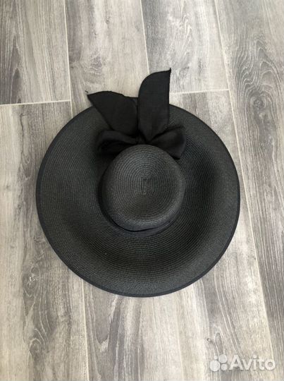 Шляпа пляжная