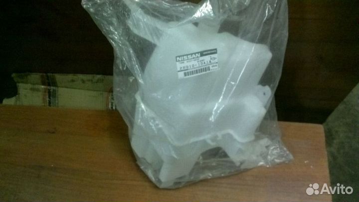 Бачок омывателя nissan X-Trail T31 289123UY0A