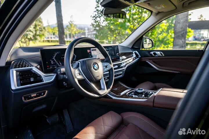 Аренда авто BMW X7 40d