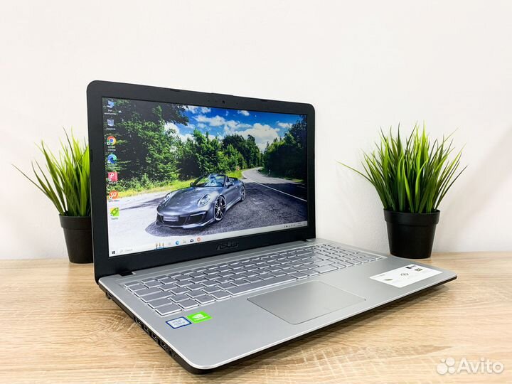 Ноутбук Asus Vivobook Core i5-8Th/MX 110/8Gb/SSD