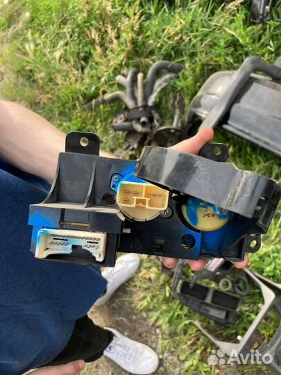 Крышка багажника toyota celica st202