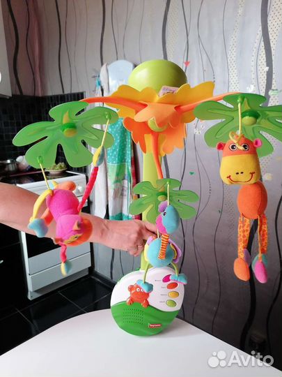 Мобиль на кроватку tiny love остров сдадких грез