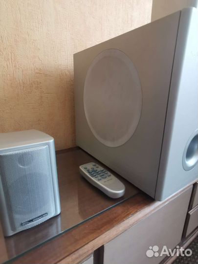 Комплект акустики для домашнего кинотеатра 5.1