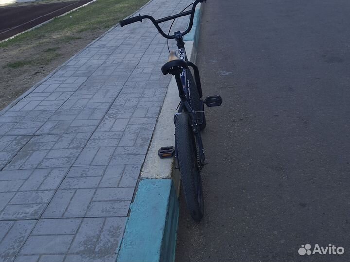 Трюковой велосипед bmx tech team