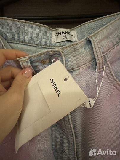 Новые джинсы Chanel