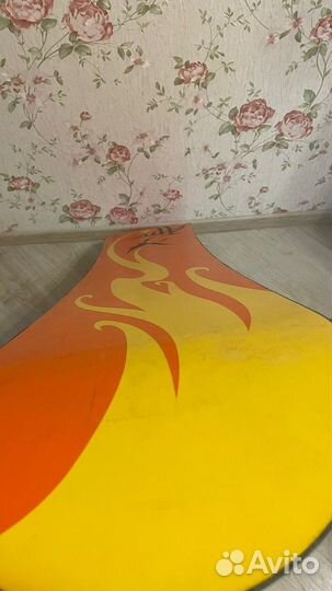 Сноуборд, крепления, ботинки, шлем