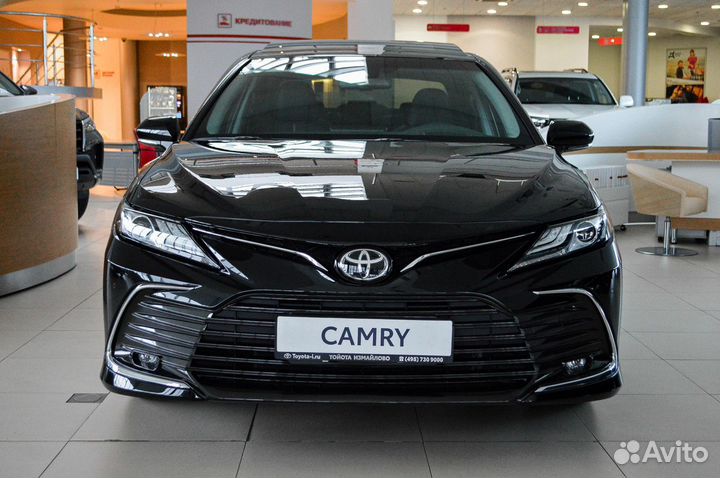 Toyota Camry 2.5 AT, 2023