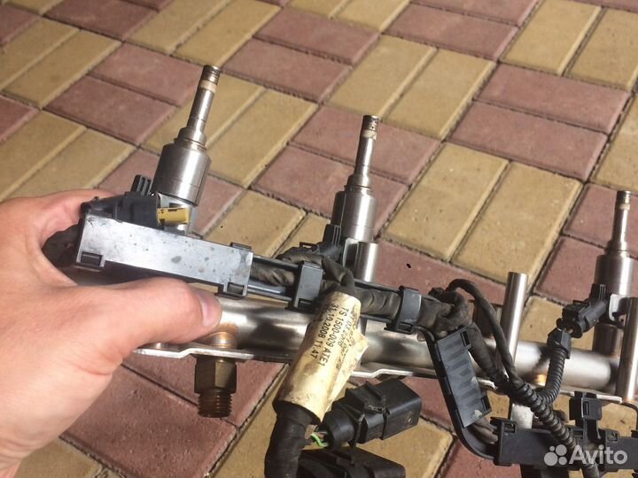 Топливные форсунки