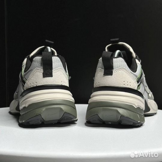 Кроссовки Nike V2K Run Runtekk