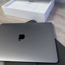 Macbook pro 13 m1