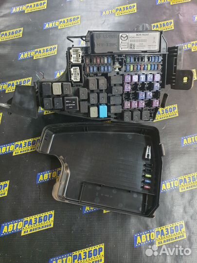 Блок предохранителей (подкапотный) Мазда 6 GJ