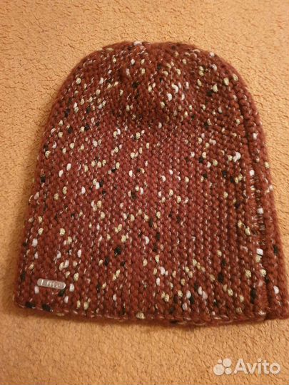 Шапка женская вязанная