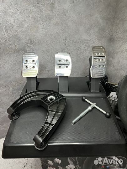 Thrustmaster t300 alcantara edition