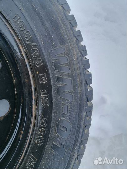 Зимние колеса в сборе 195/65 R15