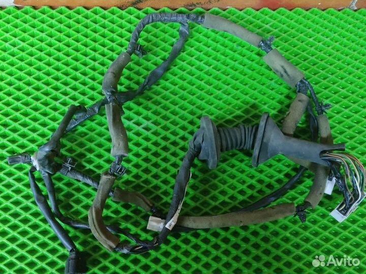 Проводка передней левой двери mitsubishi galant 8