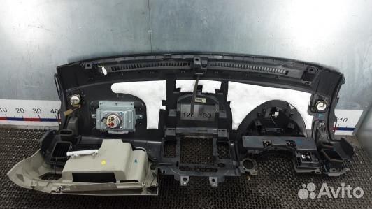 Панель приборов (торпедо) infiniti QX56 (1BA06IS01