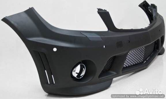 Передний бампер на Mercedes W204 AMG стиль