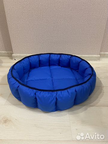 Лежанки разных цветов