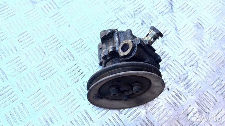 Насос гур Volkswagen Transporter 4 1994